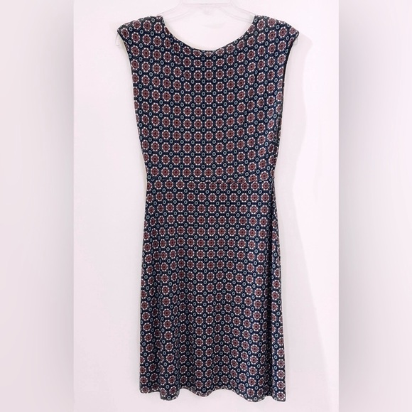 Printed • Pleat • Dress - Picture 2 of 3